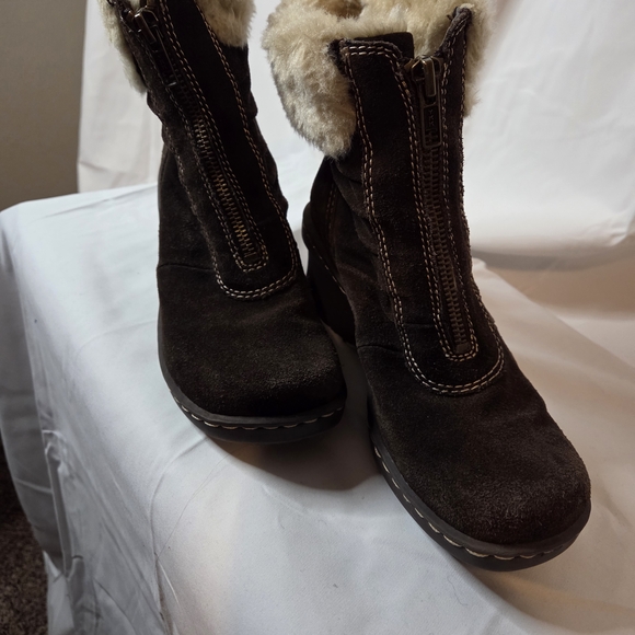 BareTraps Women's Dark Brown Leather Faux Fur Winter Boots Size 6 - Picture 3 of 8